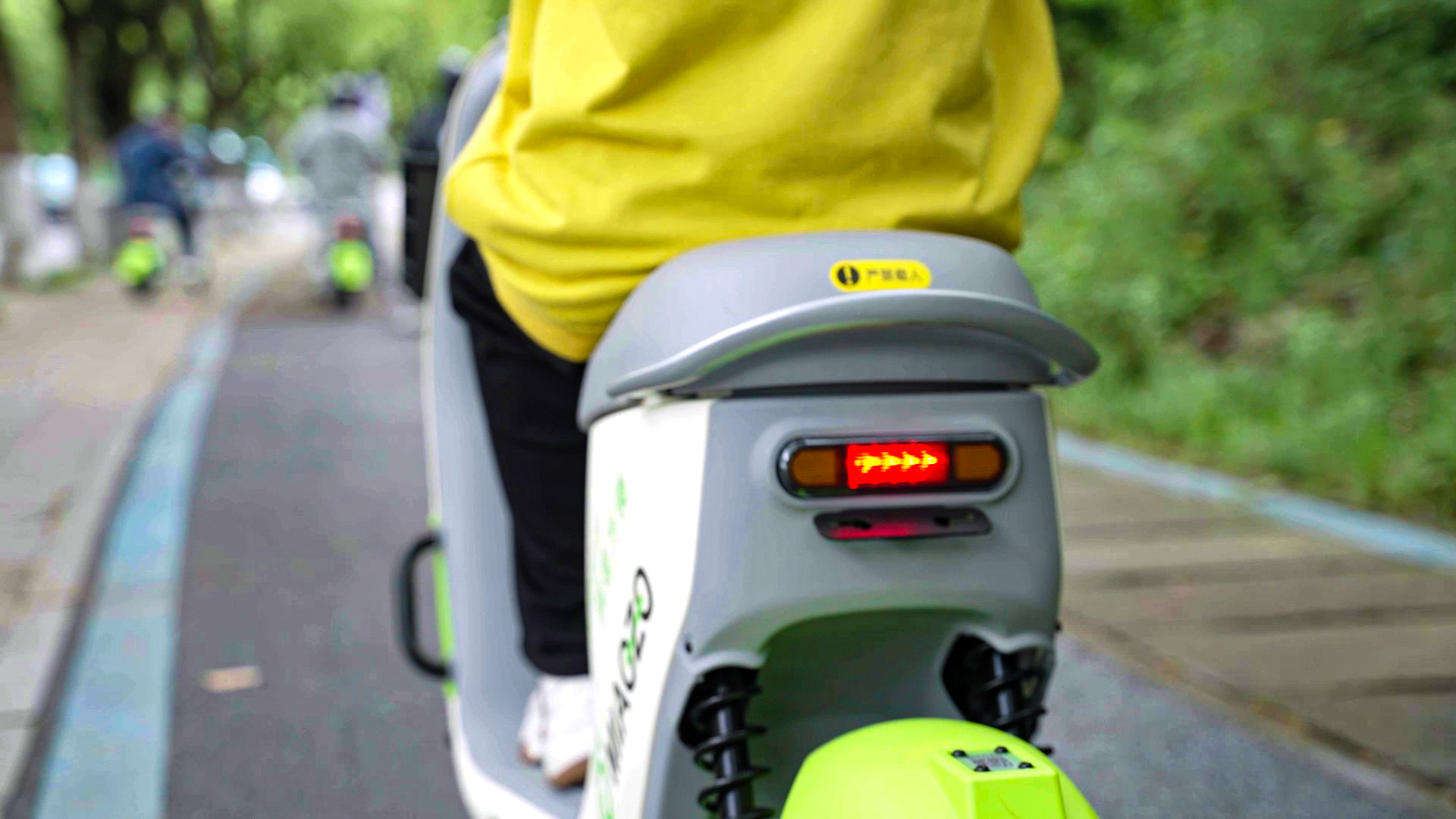 共享電單車出行方便 共享電單車出行方便